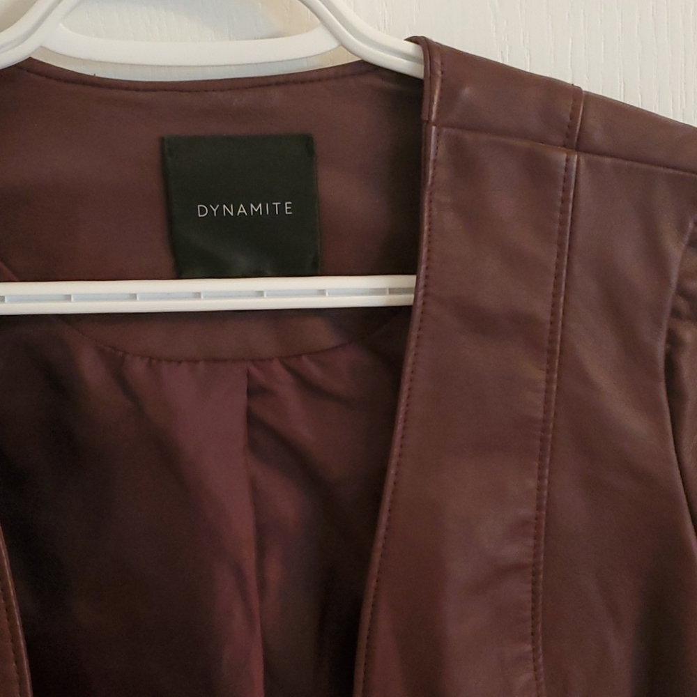 Leather jacket - Picture 2 of 4
